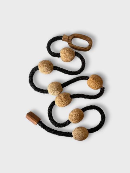 Colar de mesa com sementes de açaí e madeira [RP]